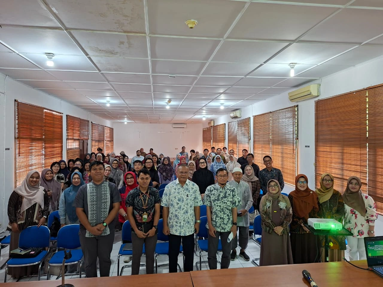 Sosialisasi Penyusunan Laporan Kemajuan dan Anggaran Pengabdian kepada Masyarakat